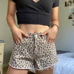 PACSUN LEOPARD SHORTS
